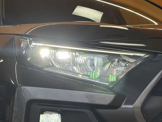 トヨタ ＲＡＶ４ ２．０ アドベンチャー ４ＷＤ R4年 () 99