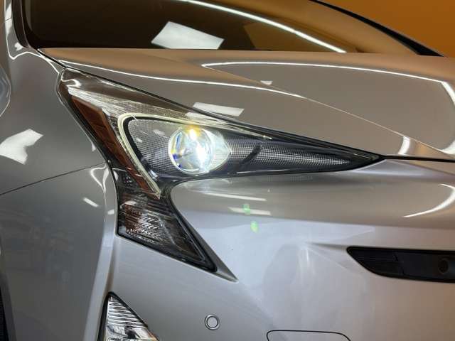 トヨタ プリウス １．８ Ｓ セーフティ プラス H29年 () 99