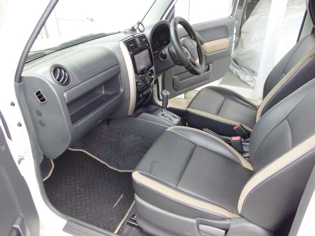 スズキ ジムニーシエラ １．３ ランドベンチャー ４ＷＤ H28年 () 99