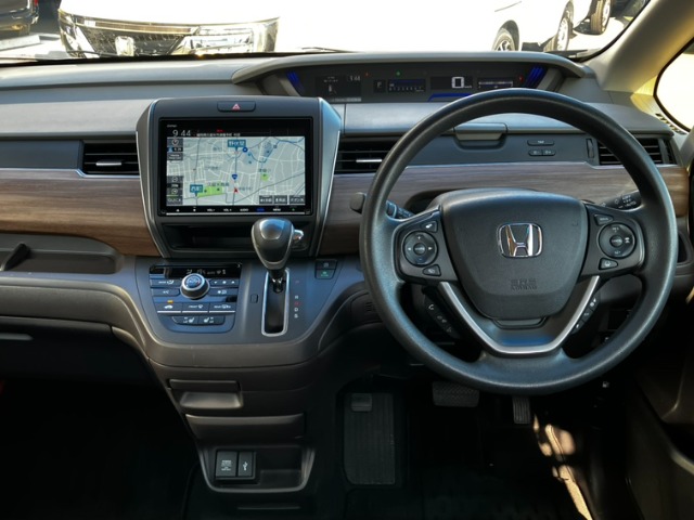 ホンダ フリード １．５ Ｇ R5年 () 99