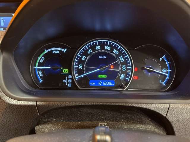 トヨタ エスクァイア　ハイブリッド １．８ ハイブリッド ＧＩ H29年 () 99