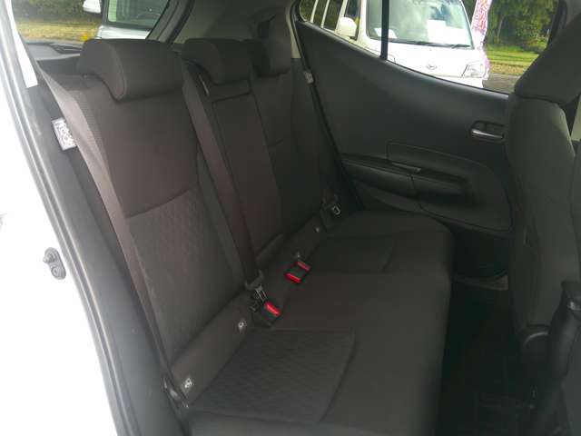 トヨタ アクア １．５ Ｇ Ｅ－ＦＯＵＲ ４ＷＤ R5年 () 99