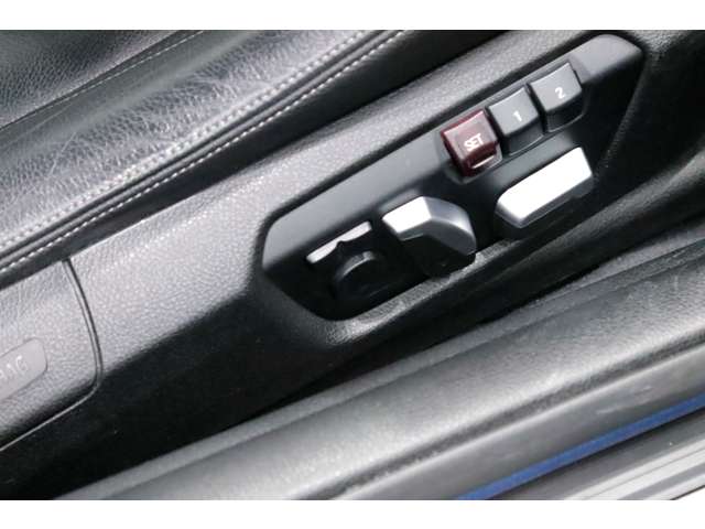 ＢＭＷアルピナ Ｄ４クーペ ビターボ H30年 (関東) 99