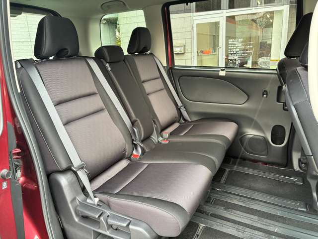 日産 セレナ ２．０ ハイウェイスター ４ＷＤ H30年 () 99