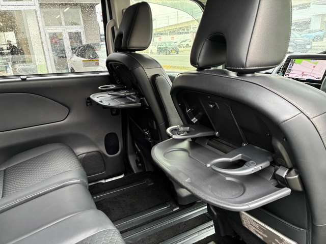 日産 セレナ ２．０ ハイウェイスター Ｖ ４ＷＤ R1年 (東北) 99