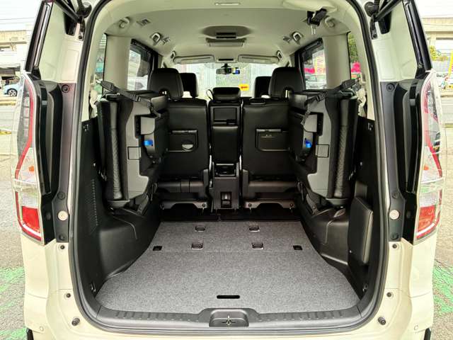 日産 セレナ ２．０ ハイウェイスター Ｖ ４ＷＤ R1年 (東北) 99