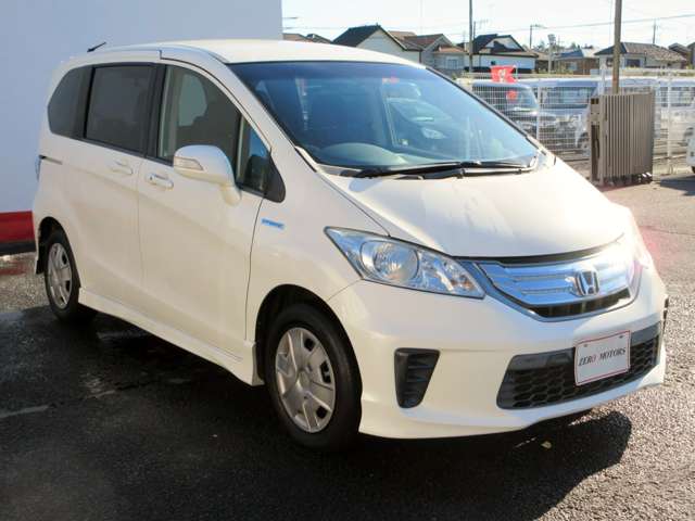 ホンダ フリード　ハイブリッド １．５ ジャストセレクション H24年 (関東) 99