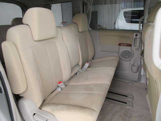 三菱 デリカ　Ｄ：５ ２．４ Ｇ ナビパッケージ ４ＷＤ H21年 (関東) 99
