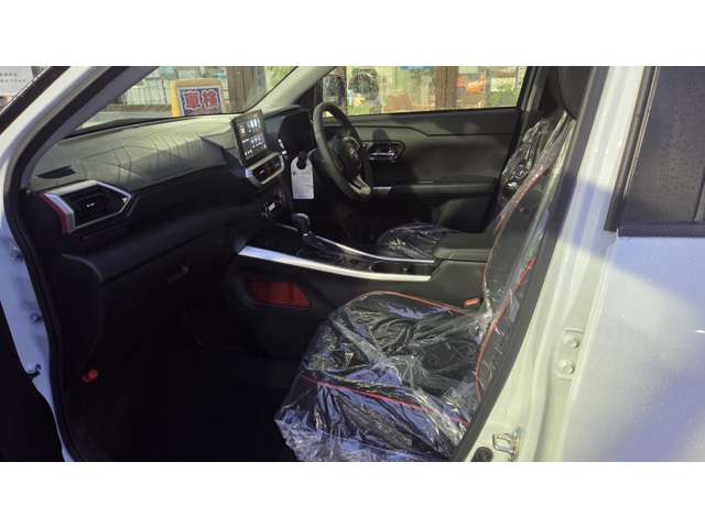 トヨタ ライズ　ハイブリッド ハイブリッド １．２ Ｚ R8年 (関東) 99