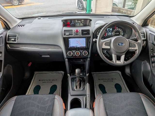 スバル フォレスター ２．０ エックスブレイク ４ＷＤ H28年 () 99