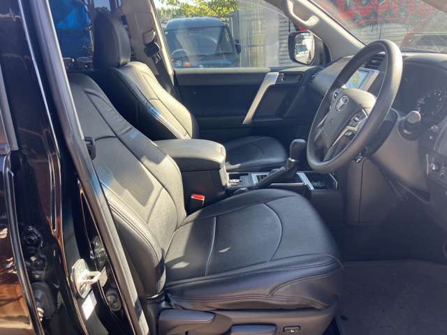 トヨタ ランドクルーザープラド ２．７ ＴＸ ４ＷＤ R4年 (近畿) 99