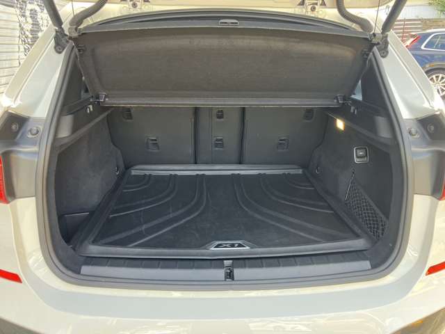 ＢＭＷ Ｘ１ Ｓドライブ １８Ｉ Ｍスポーツ H28年 (近畿) 99