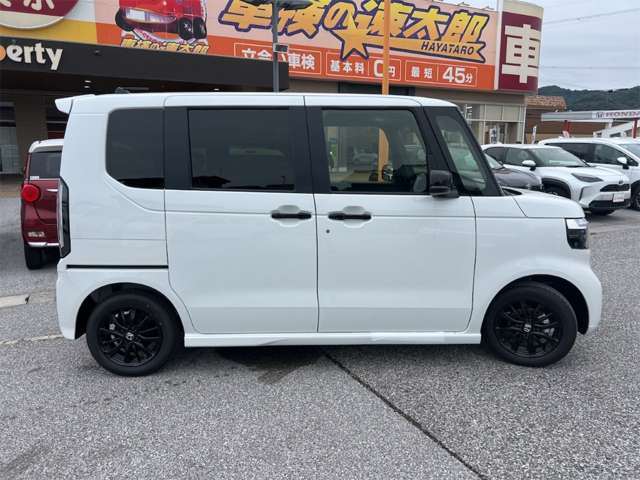 ホンダ Ｎ　ＢＯＸ カスタム ６６０ ブラック スタイル R8年 (近畿) 99