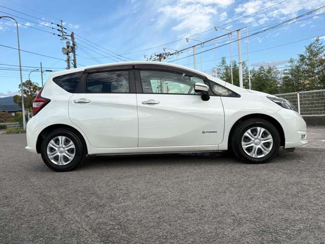日産 ノート １．２ Ｅ－ＰＯＷＥＲ Ｘ H29年 (四国) 99
