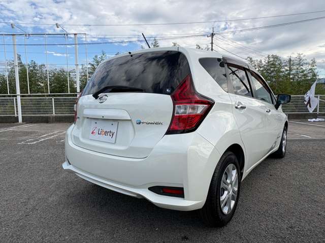 日産 ノート １．２ Ｅ－ＰＯＷＥＲ Ｘ H29年 (四国) 99