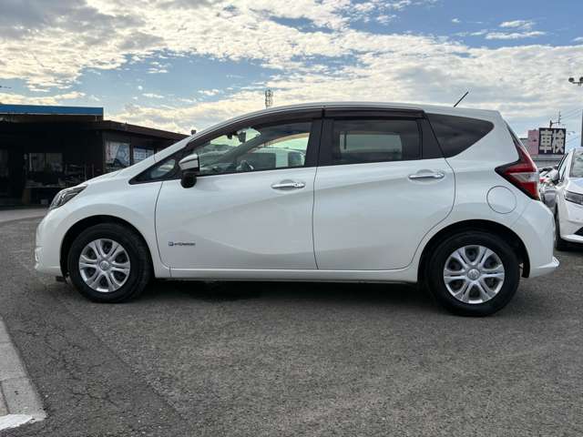 日産 ノート １．２ Ｅ－ＰＯＷＥＲ Ｘ H29年 (四国) 99