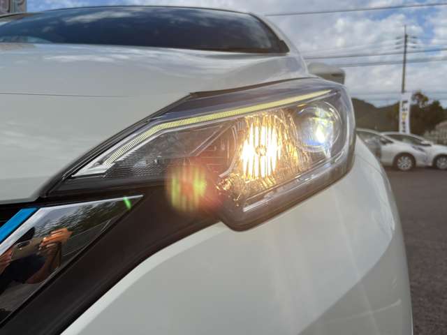 日産 ノート １．２ Ｅ－ＰＯＷＥＲ Ｘ H29年 (四国) 99