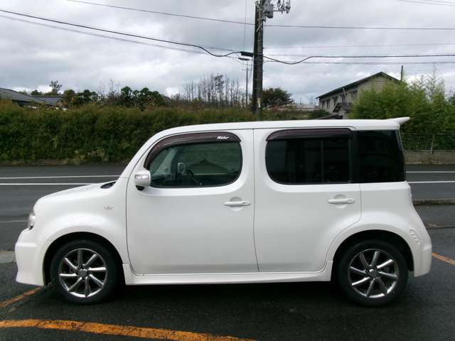 日産 キューブ １．５ ライダー ブラックライン H25年 () 99