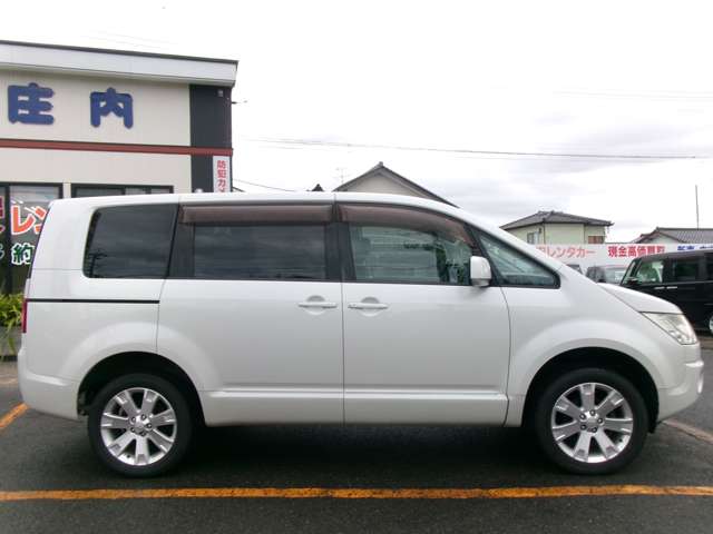 三菱 デリカ　Ｄ：５ ２．４ Ｇ パワーパッケージ ４ＷＤ H24年 () 99