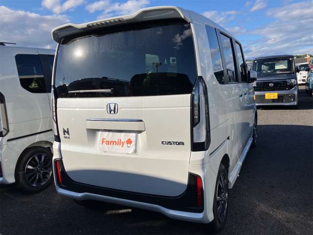 ホンダ Ｎ　ＢＯＸ カスタム ６６０ R8年 () 99