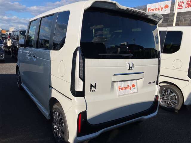 ホンダ Ｎ　ＢＯＸ カスタム ６６０ R8年 () 99