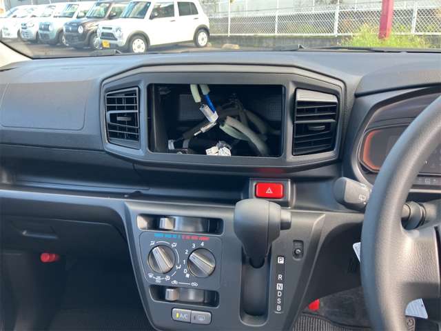 ダイハツ ミラ　イース ６６０ Ｌ ＳＡＩＩＩ R7年 (東海) 99