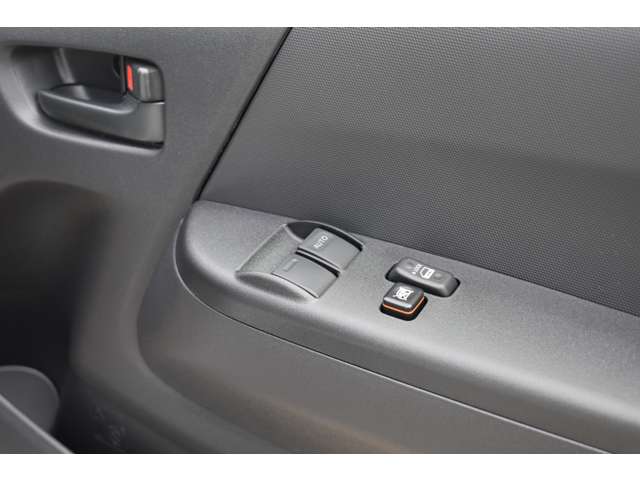 トヨタ ハイエースコミューター ２．７ ＧＬ R8年 (近畿) 99