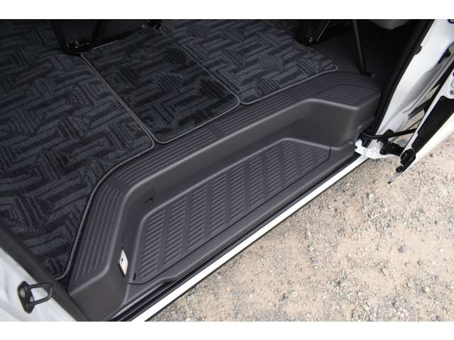 トヨタ ハイエースコミューター ２．７ ＧＬ R8年 (近畿) 99