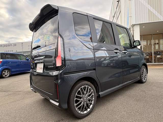ホンダ Ｎ　ＢＯＸ カスタム ６６０ ターボ R8年 () 99