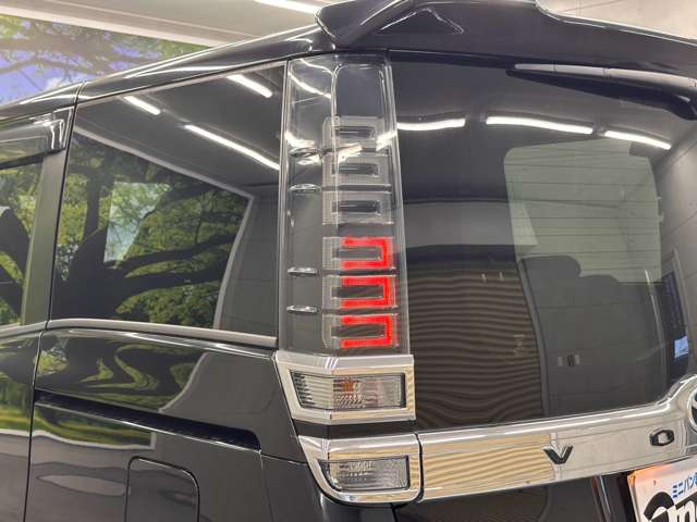 トヨタ ヴォクシー ２．０ ＺＳ H30年 () 99