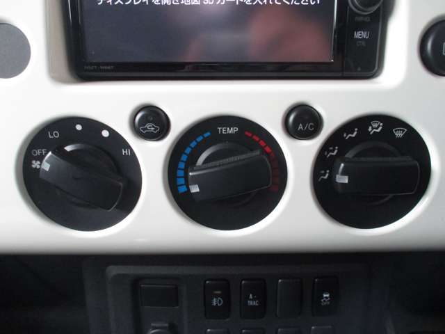 トヨタ ＦＪ　クルーザー ４．０ カラーパッケージ ４ＷＤ H29年 (九州・沖縄) 99