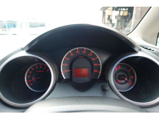 ホンダ フィット １．３ Ｌ H23年 (九州・沖縄) 99