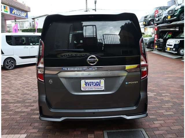 日産 セレナ １．２ Ｅ－ＰＯＷＥＲ ＸＶ エアロ R4年 () 99