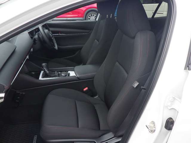 マツダ ＭＡＺＤＡ３　セダン ２．０ ２０Ｓ ブラック セレクション R7年 () 99