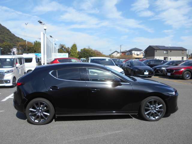 マツダ ＭＡＺＤＡ３　ファストバック ２．０ ２０Ｓ レトロスポーツエディション R7年 () 99