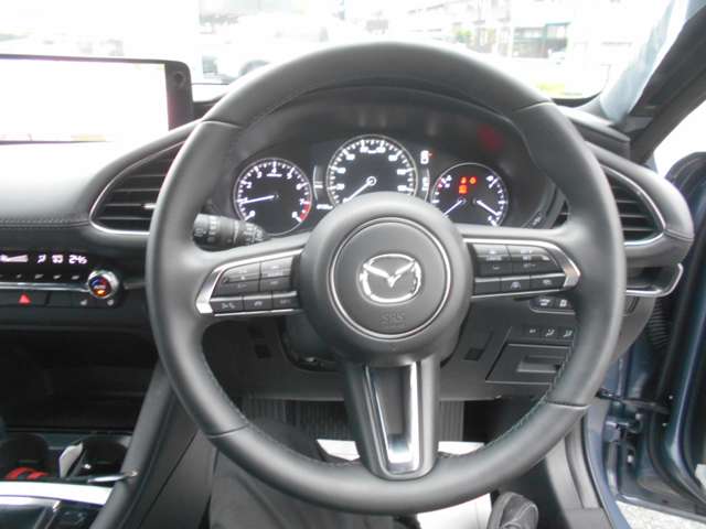 マツダ ＭＡＺＤＡ３　ファストバック ２．０ ２０Ｓ レトロスポーツエディション R7年 () 99