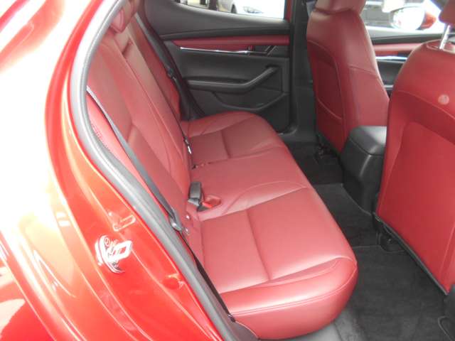 マツダ ＭＡＺＤＡ３　ファストバック ２．０ ２０Ｓ プロアクティブ ツーリング セレクション R6年 () 99