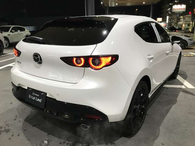 マツダ ＭＡＺＤＡ３　ファストバック ２．０ ２０Ｓ レトロスポーツエディション R8年 () 99