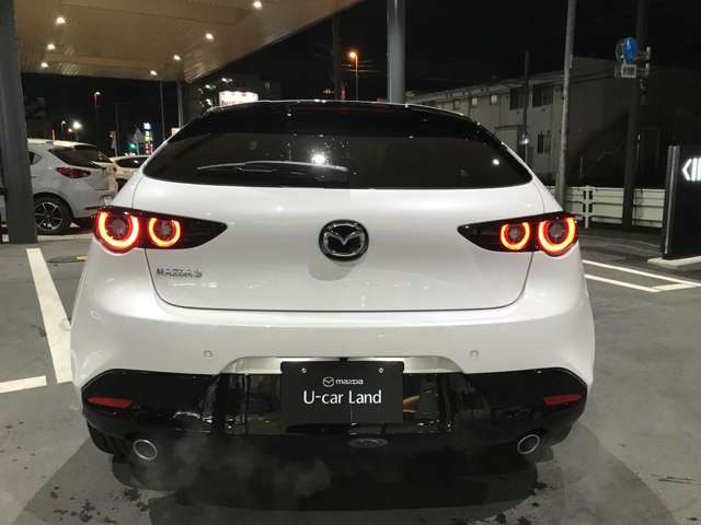 マツダ ＭＡＺＤＡ３　ファストバック ２．０ ２０Ｓ レトロスポーツエディション R8年 () 99