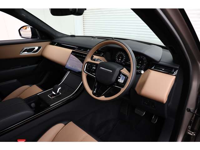 ランドローバー レンジローバーヴェラール オートバイオグラフィ ２．０Ｌ Ｐ４００Ｅ ４ＷＤ R8年 (東海) 99