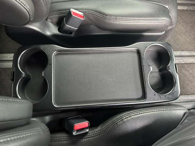 トヨタ アルファード ２．５ Ｓ Ａパッケージ タイプ ブラック H29年 () 99