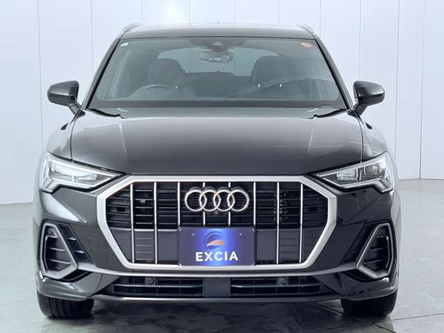 アウディ Ｑ３ ３５　ＴＦＳＩ　Ｓライン R5年 (関東) 99