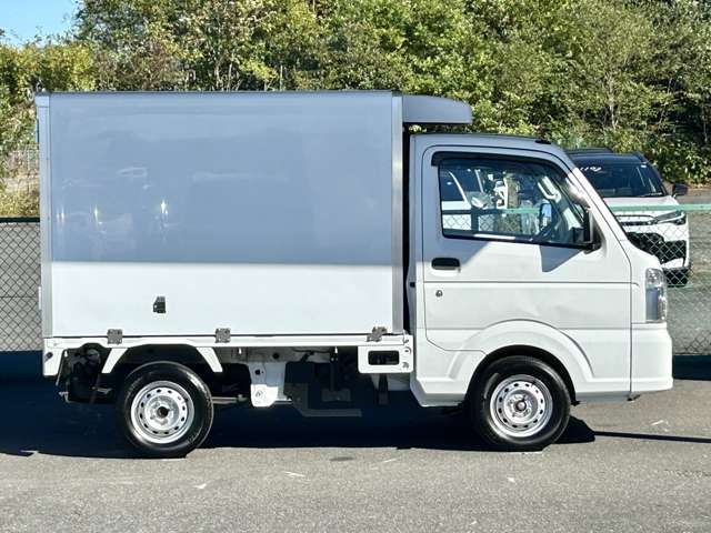 日産 ＮＴ１００クリッパー 冷蔵冷凍車 中温－５℃設定 R5年 () 99