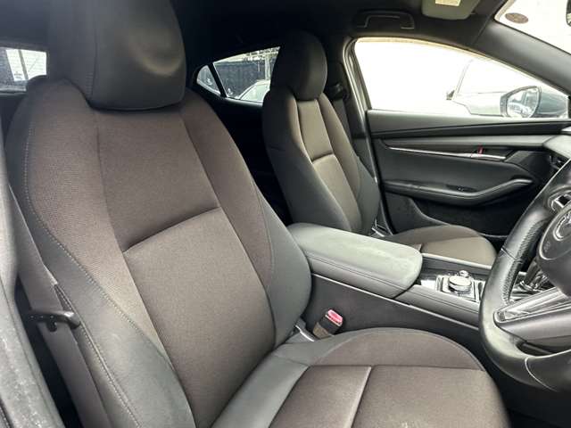 マツダ ＭＡＺＤＡ３　ファストバック １．８ ＸＤ プロアクティブ ツーリング セレクション ディーゼルターボ R1年 () 99