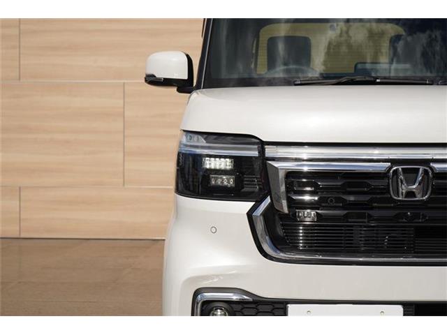 ホンダ Ｎ　ＢＯＸ カスタム ６６０ ターボ R7年 (中国) 99