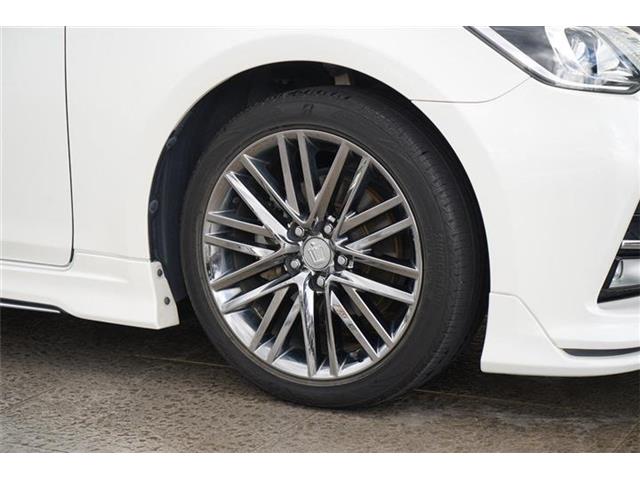 トヨタ クラウン　ハイブリッド ハイブリッド ２．５ Ｇ H30年 (中国) 99
