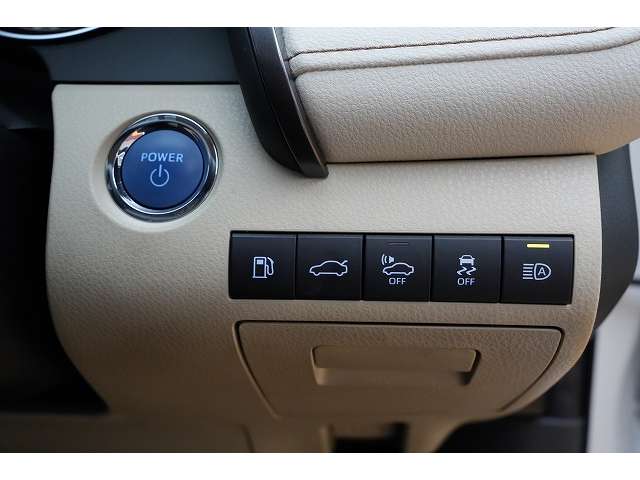トヨタ カムリ ２．５ Ｇ レザーパッケージ H30年 () 99