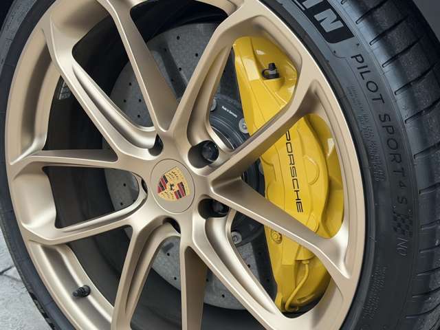 ポルシェ カイエンクーペ ターボＧＴ ティプトロニックＳ ４ＷＤ R4年 (関東) 99