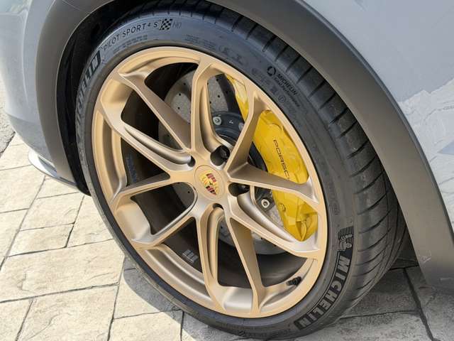 ポルシェ カイエンクーペ ターボＧＴ ティプトロニックＳ ４ＷＤ R4年 (関東) 99