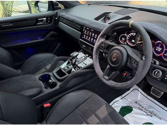 ポルシェ カイエンクーペ ターボＧＴ ティプトロニックＳ ４ＷＤ R4年 (関東) 99